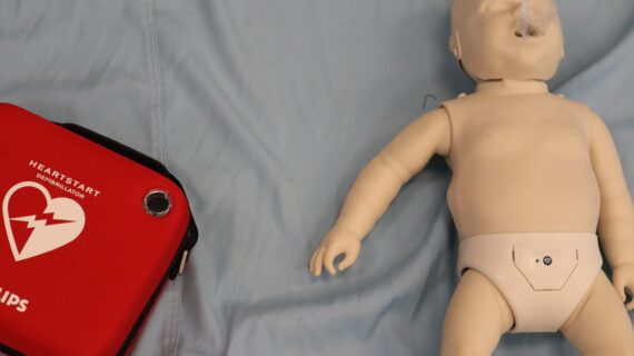 EHBO-kinderen-EHAK-eerste-hulp-IVARBO